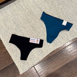 Women’s Black and Teal Underwear Duo